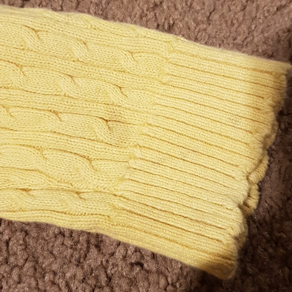 Sweater - Picture 6 of 6
